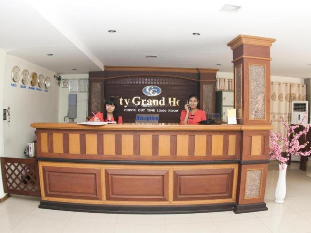 City Grand Hotel Мандалай Экстерьер фото