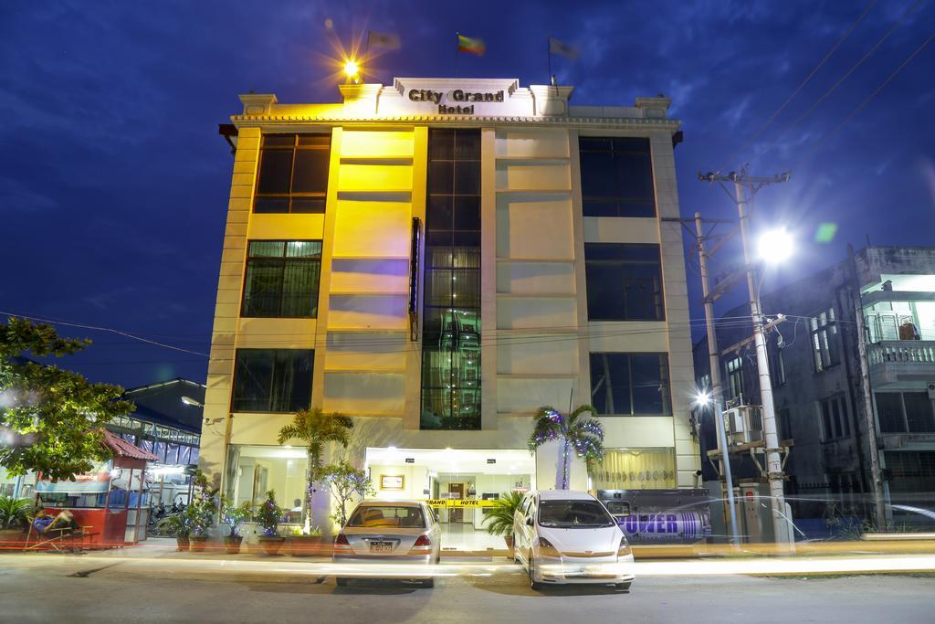 City Grand Hotel Мандалай Экстерьер фото