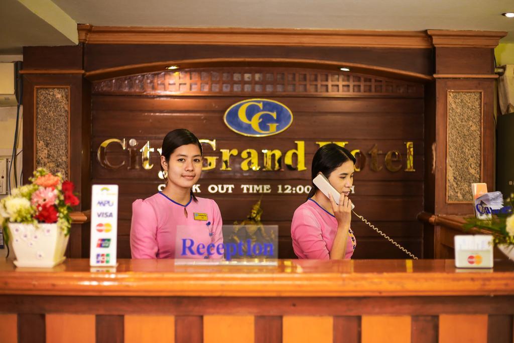 City Grand Hotel Мандалай Экстерьер фото