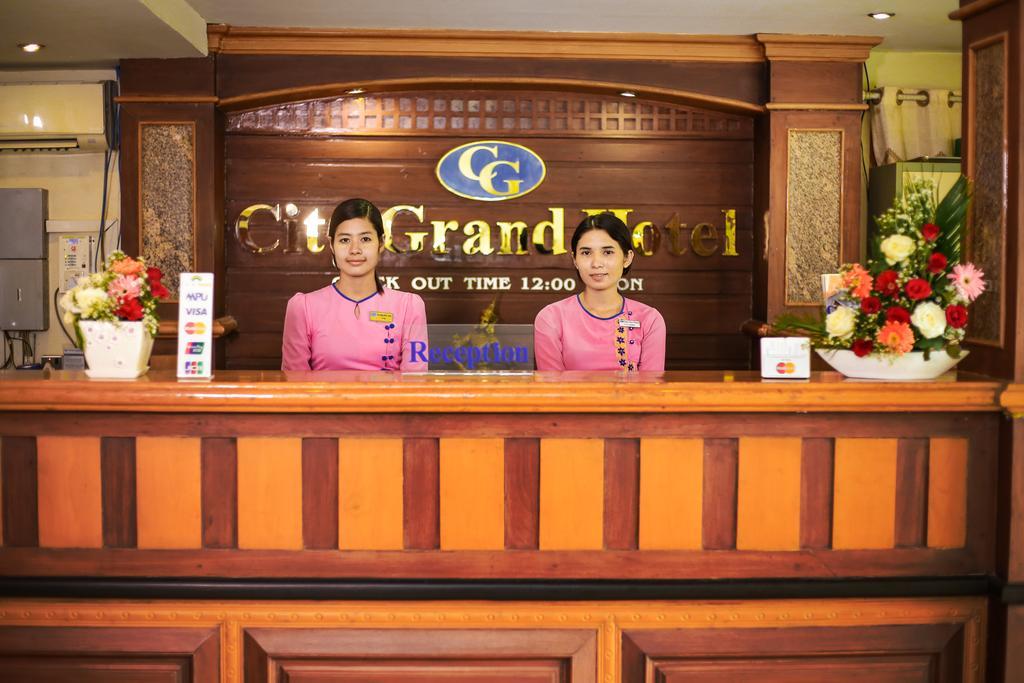 City Grand Hotel Мандалай Экстерьер фото