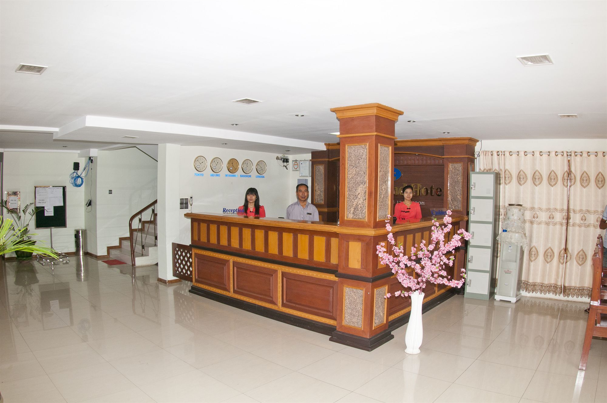 City Grand Hotel Мандалай Экстерьер фото