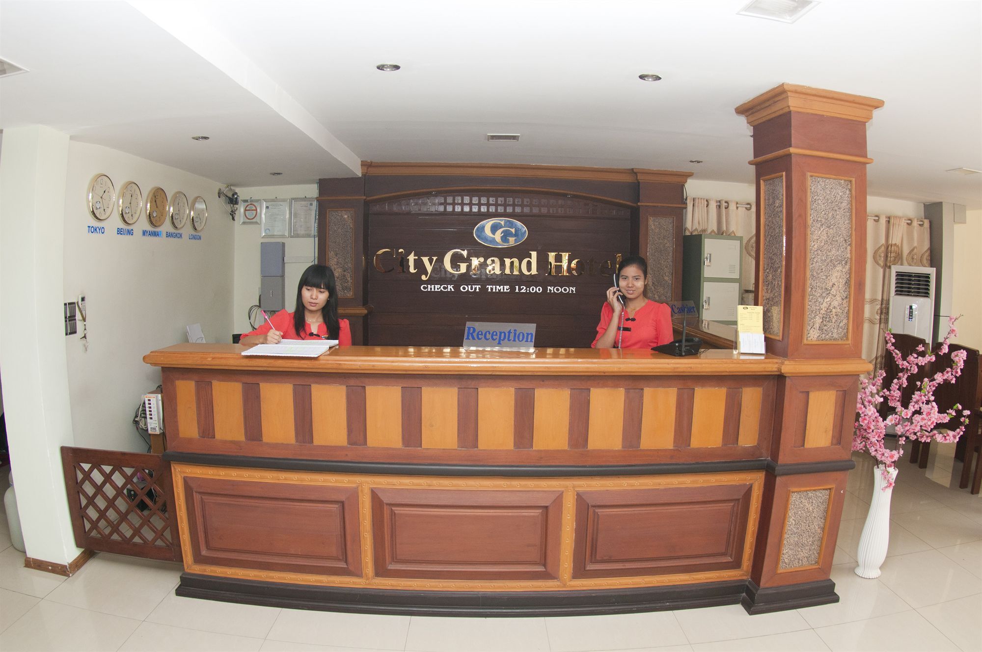 City Grand Hotel Мандалай Экстерьер фото